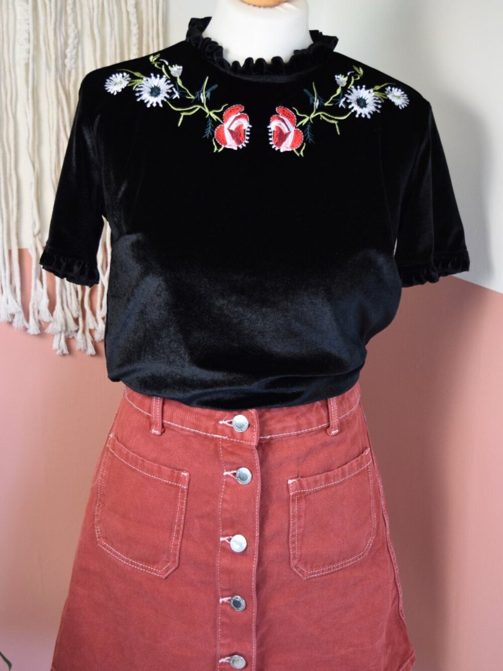 Black Velvet Floral Embroidered Ruffle Neck Short Sleeve Blouse Size M